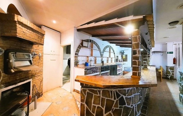 Revente - Commercial - Torrevieja - Playa De Los Naufragos