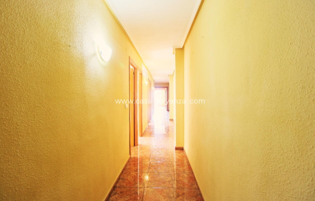 Wiederverkauf - Wohnung - Torrevieja