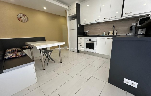 Revente - Appartement - Torrevieja - Paseo Maritimo