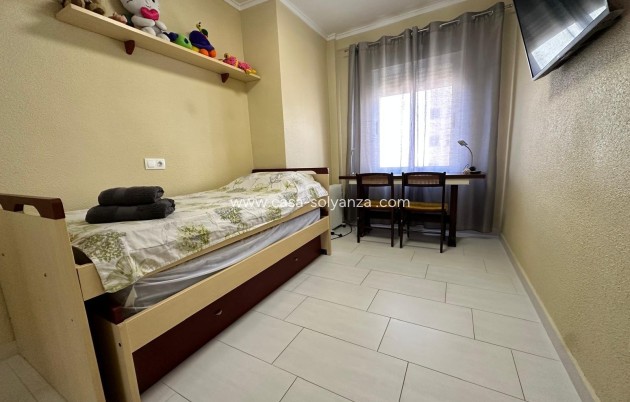 Revente - Appartement - Torrevieja - Paseo Maritimo