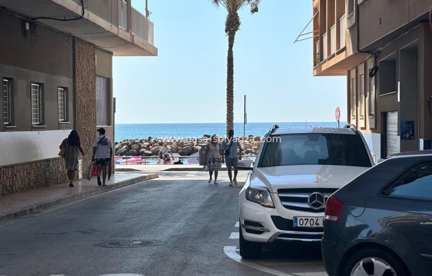 Revente - Appartement - Torrevieja - Paseo Maritimo
