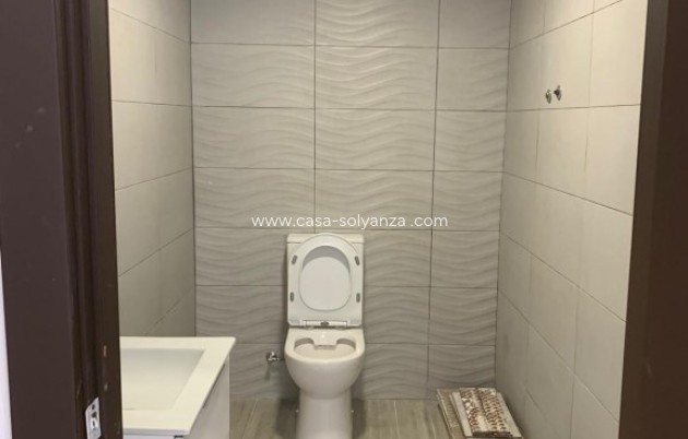 Revente - Commercial - Guardamar del Segura - Costa Blanca