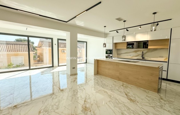 Revente - Villa - Torrevieja - Los Balcones