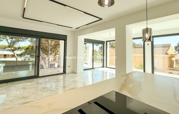 Revente - Villa - Torrevieja - Los Balcones