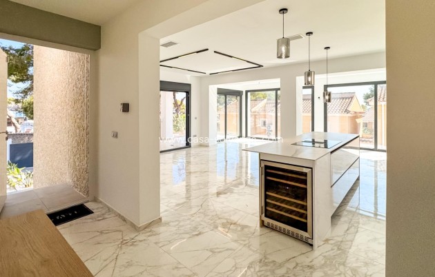 Revente - Villa - Torrevieja - Los Balcones