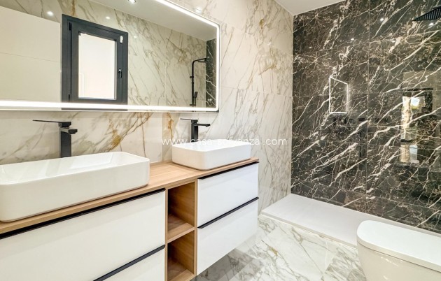 Revente - Villa - Torrevieja - Los Balcones