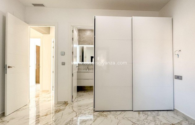 Revente - Villa - Torrevieja - Los Balcones