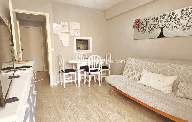 Reventa - Apartamento / piso - Benidorm