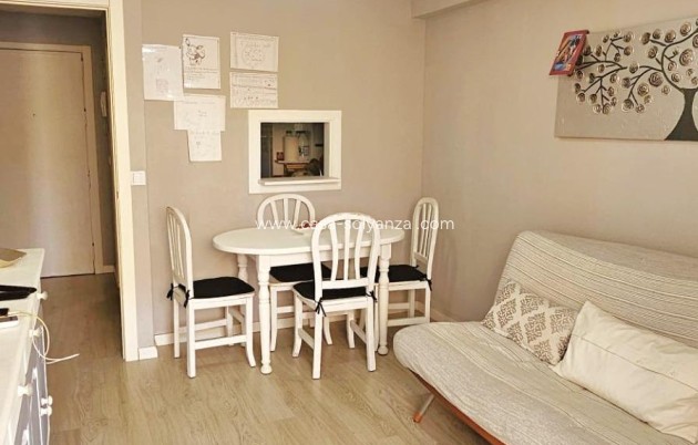 Reventa - Apartamento / piso - Benidorm