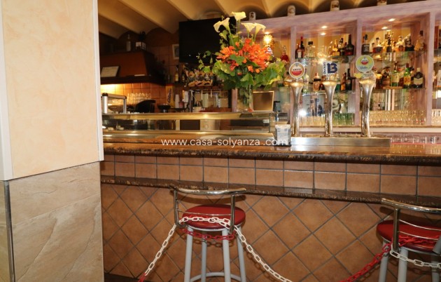 Resale - Commercial - Torrevieja - Playa del Cura