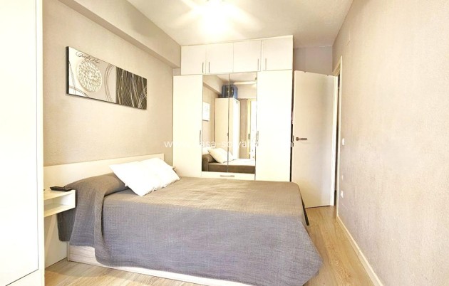 Reventa - Apartamento / piso - Benidorm