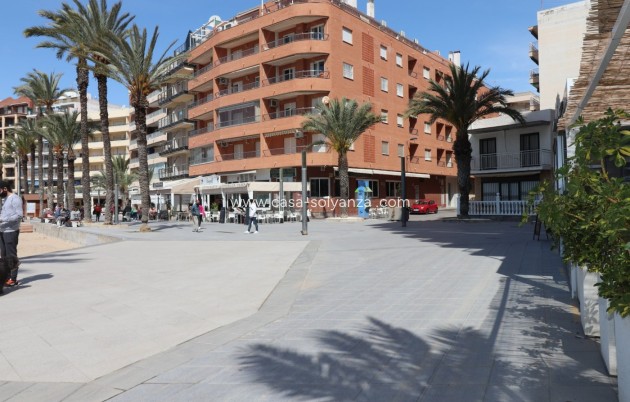 Resale - Commercial - Torrevieja - Playa del Cura