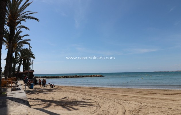 Resale - Commercial - Torrevieja - Playa del Cura