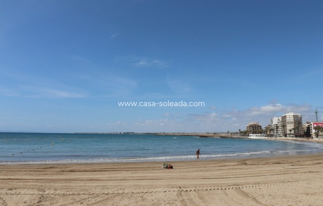 Resale - Commercial - Torrevieja - Playa del Cura