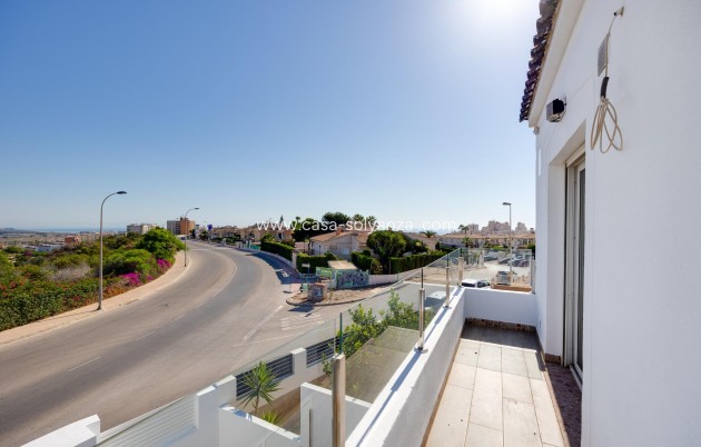 Revente - Villa - Torrevieja - Aguas nuevas