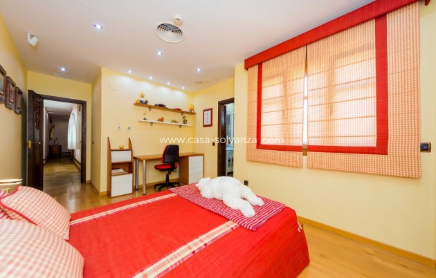 Reventa - Comercial - Torrevieja