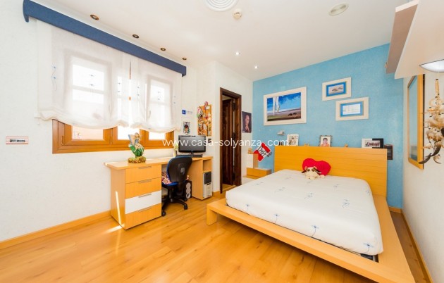 Reventa - Comercial - Torrevieja