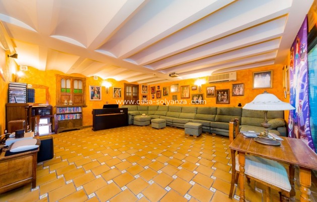 Reventa - Comercial - Torrevieja