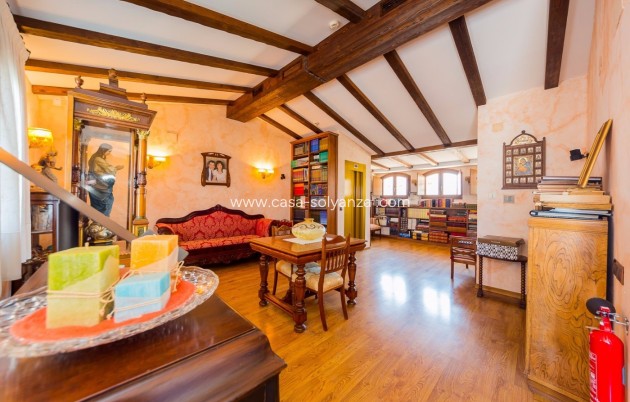 Reventa - Comercial - Torrevieja