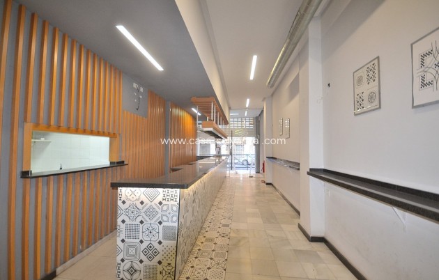 Revente - Commercial - Torrevieja - Center