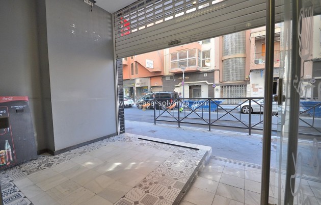 Revente - Commercial - Torrevieja - Center