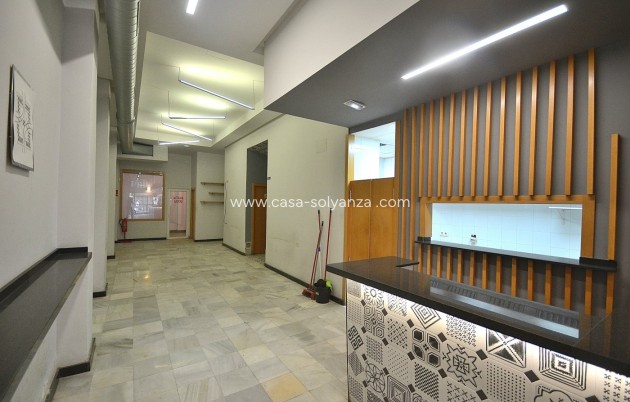 Revente - Commercial - Torrevieja - Center