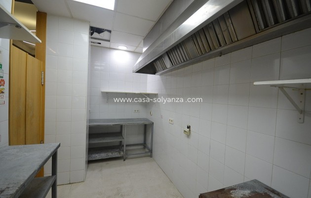 Revente - Commercial - Torrevieja - Center