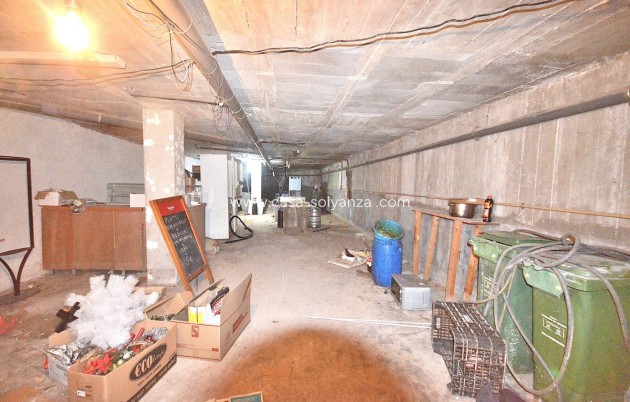 Revente - Commercial - Torrevieja - Center