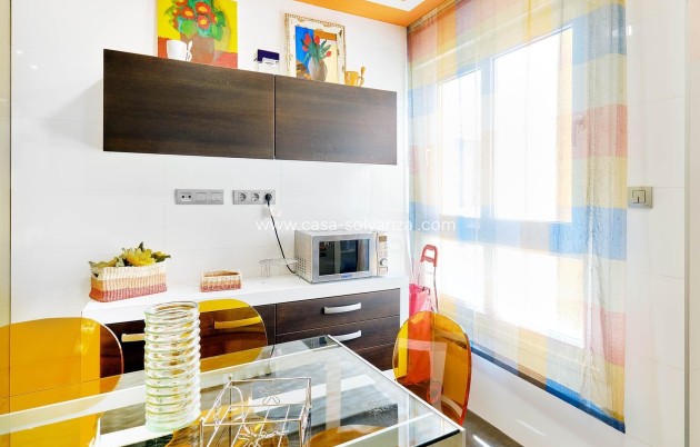 Wiederverkauf - Wohnung - Torrevieja