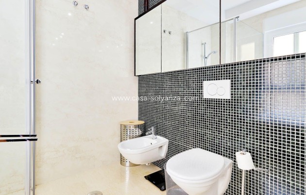 Wiederverkauf - Wohnung - Torrevieja