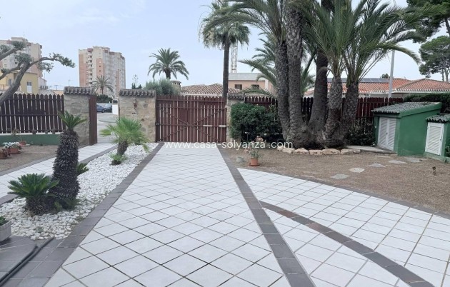 Revente - Villa - Orihuela Costa - Campoamor