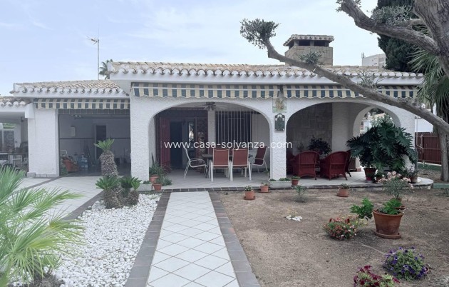 Revente - Villa - Orihuela Costa - Campoamor