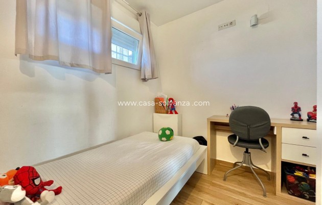 Revente - Appartement - Torrevieja - Calas Blanca