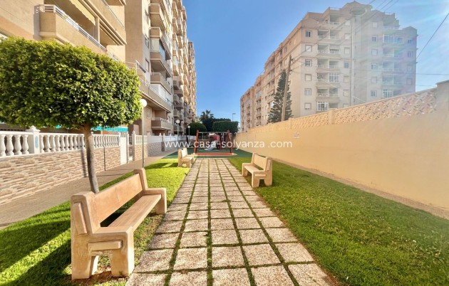 Revente - Appartement - Torrevieja - Calas Blanca
