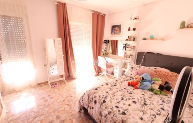 Reventa - Villa - Orihuela Costa - Costa Blanca