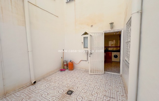 Reventa - Apartamento / piso - Villamartin - Costa Blanca