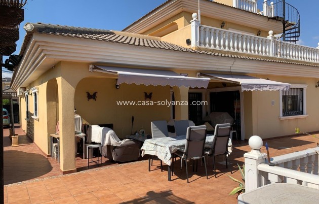 Wiederverkauf - Villa - Torrevieja - Los Balcones