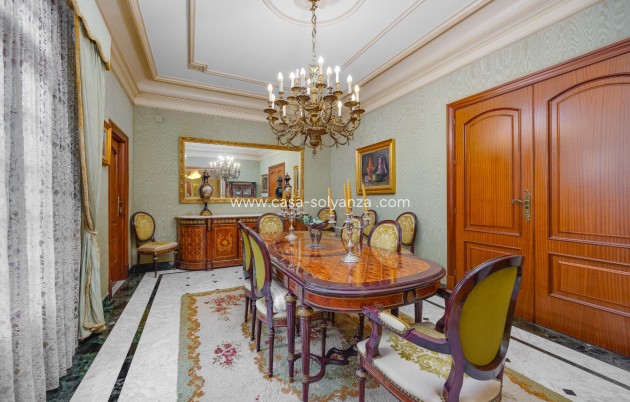 Revente - Maison de ville - Callosa de Segura - Comunidad Valenciana