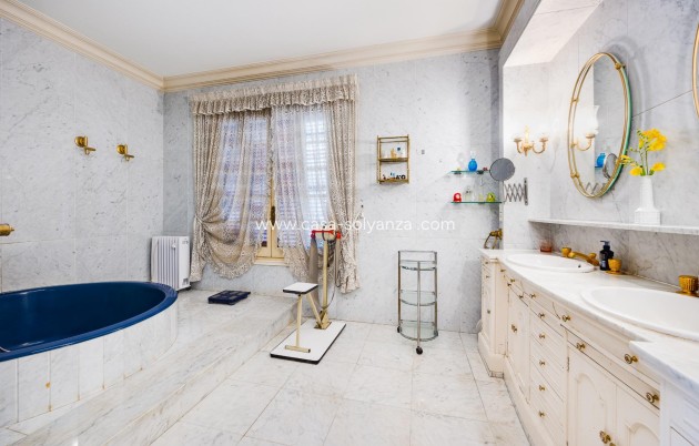 Revente - Maison de ville - Callosa de Segura - Comunidad Valenciana