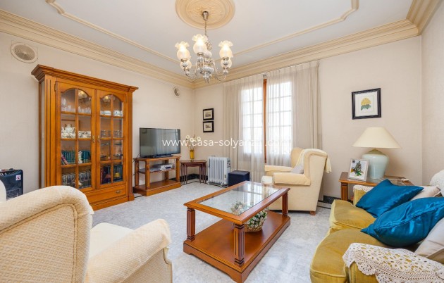 Revente - Maison de ville - Callosa de Segura - Comunidad Valenciana