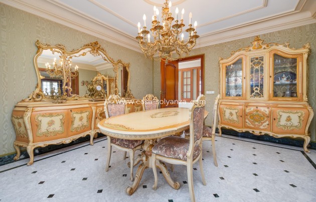 Revente - Maison de ville - Callosa de Segura - Comunidad Valenciana