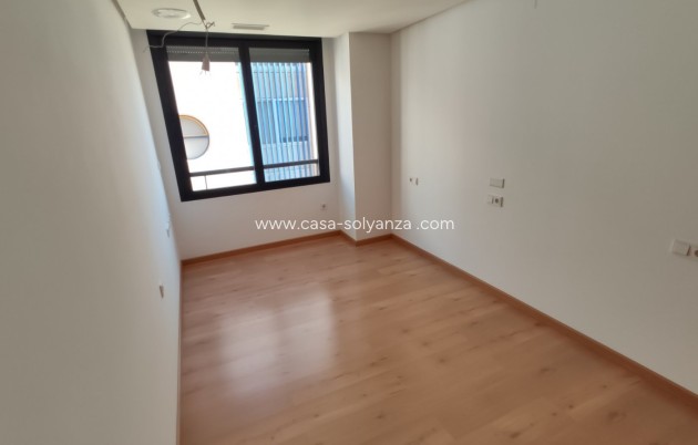 Revente - Appartement - Torrevieja - Puerto