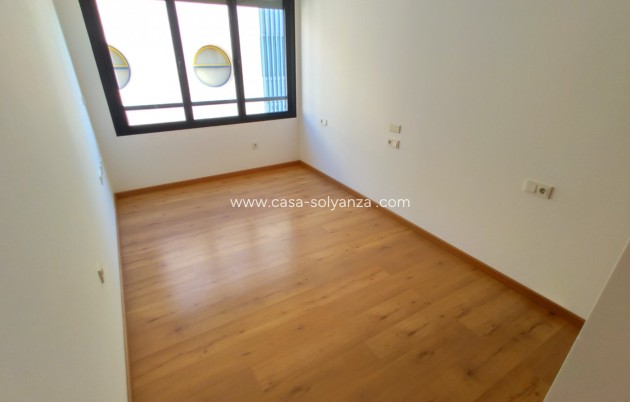 Revente - Appartement - Torrevieja - Puerto