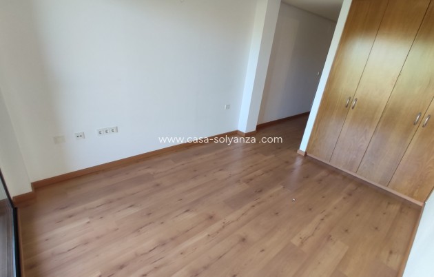 Revente - Appartement - Torrevieja - Puerto