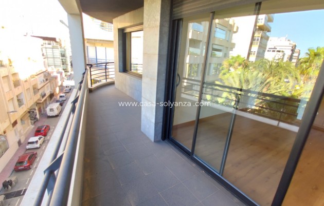 Revente - Appartement - Torrevieja - Puerto