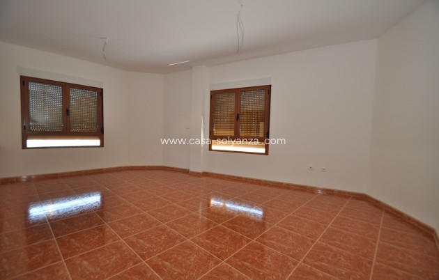 Wiederverkauf - Stadthaus - Pinoso - Inland