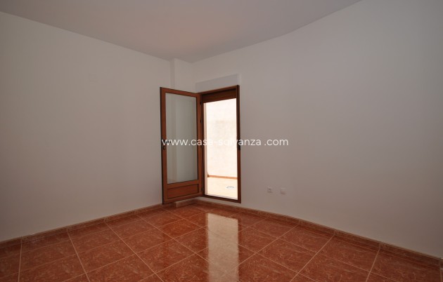 Wiederverkauf - Stadthaus - Pinoso - Inland