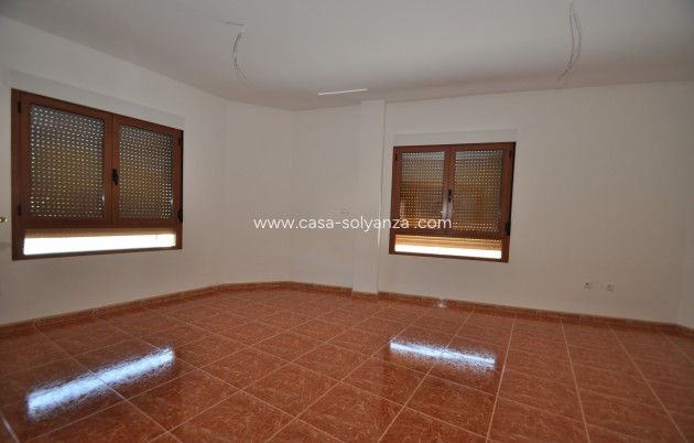 Wiederverkauf - Stadthaus - Pinoso - Inland