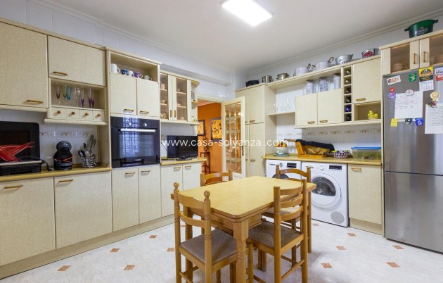 Wiederverkauf - Villa - Torrevieja - Los Balcones