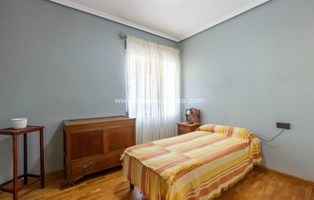 Wiederverkauf - Villa - Torrevieja - Los Balcones